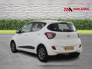 Used Hyundai i10 2015 for sale - 77370719: Photo