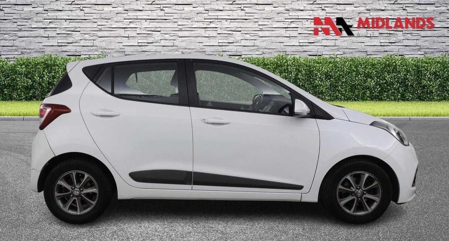 Used Hyundai i10 2015 for sale - 77370719: Photo 4