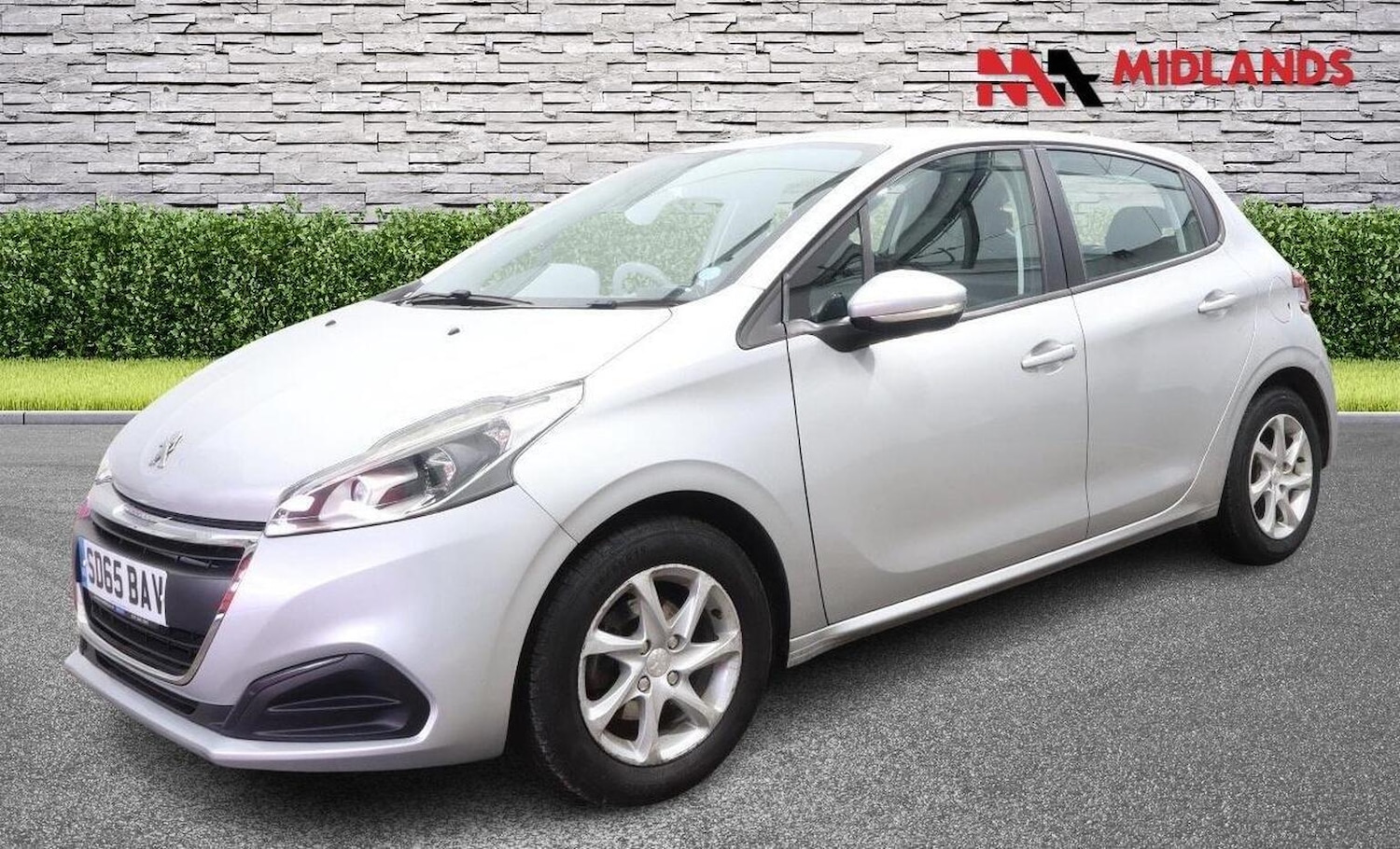 Used Peugeot 208 2015 for sale - 78168802: Photo 3