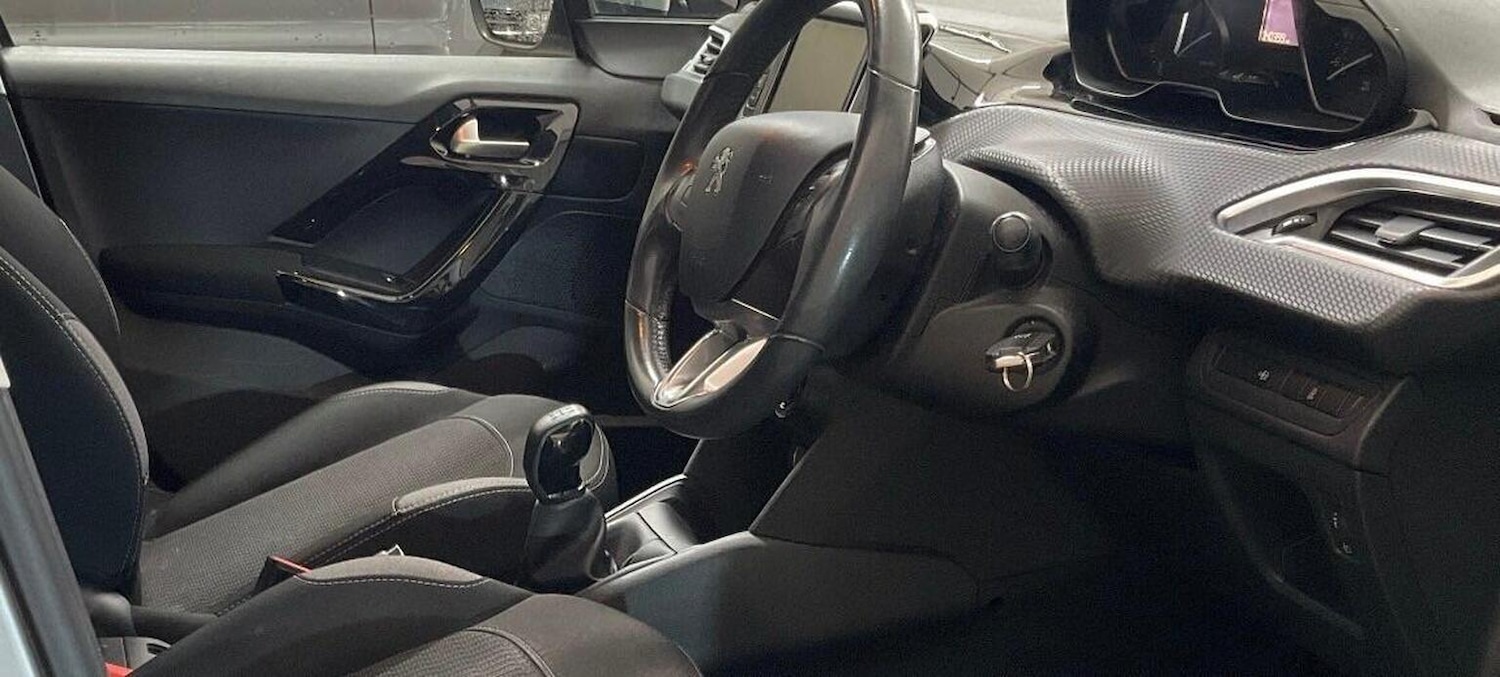 Used Peugeot 208 2015 for sale - 78168802: Photo 5