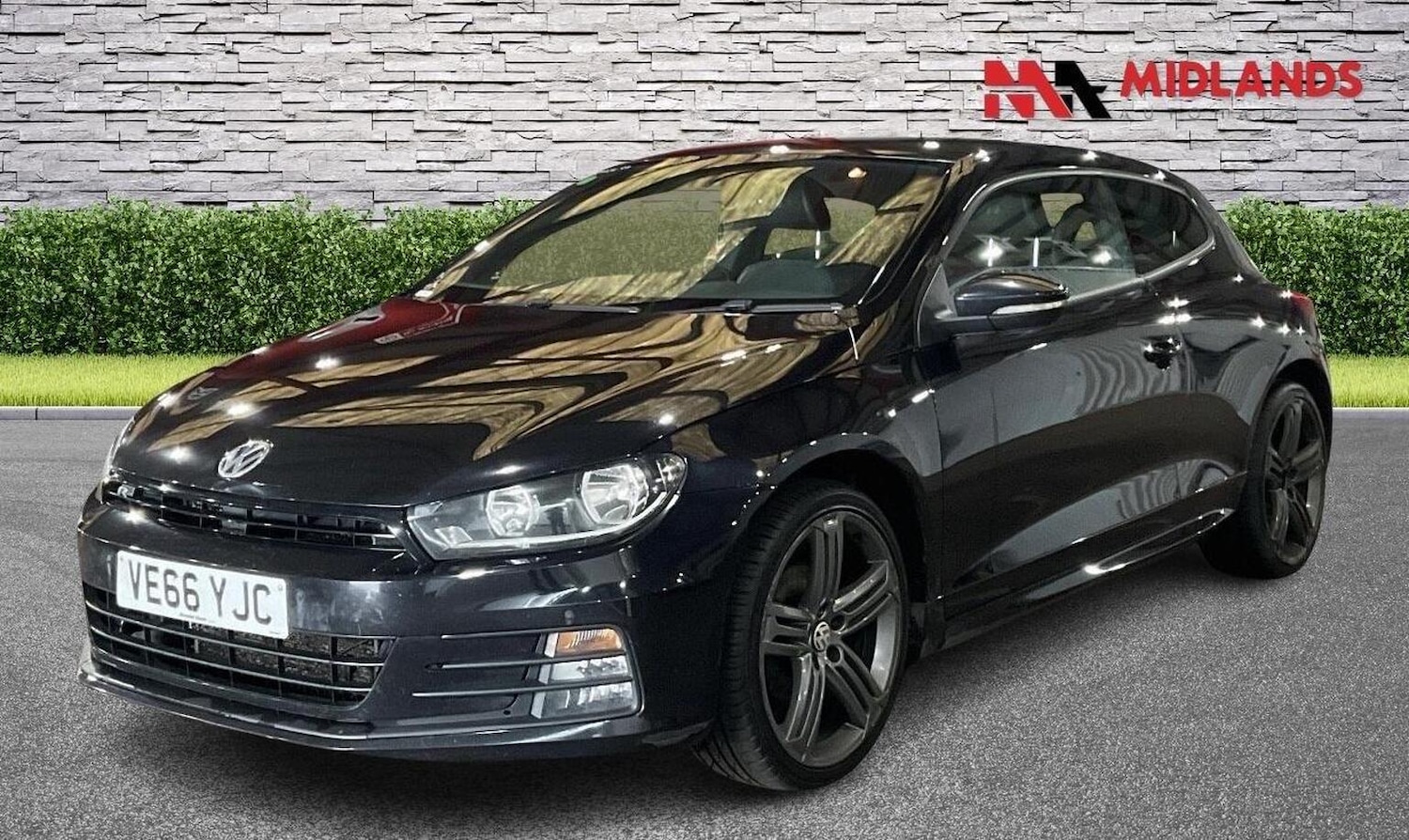 Used Volkswagen Scirocco 2016 for sale - 77668645: Photo 3