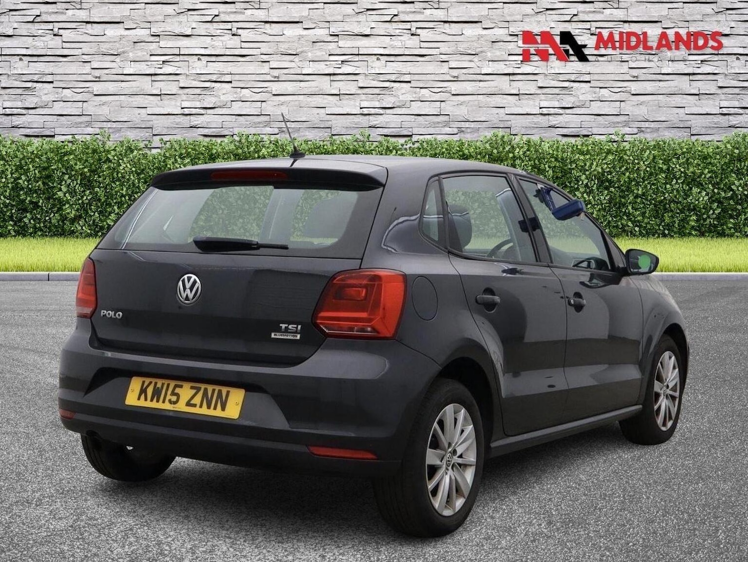 Used Volkswagen Polo 2015 for sale - 76924498: Photo 4