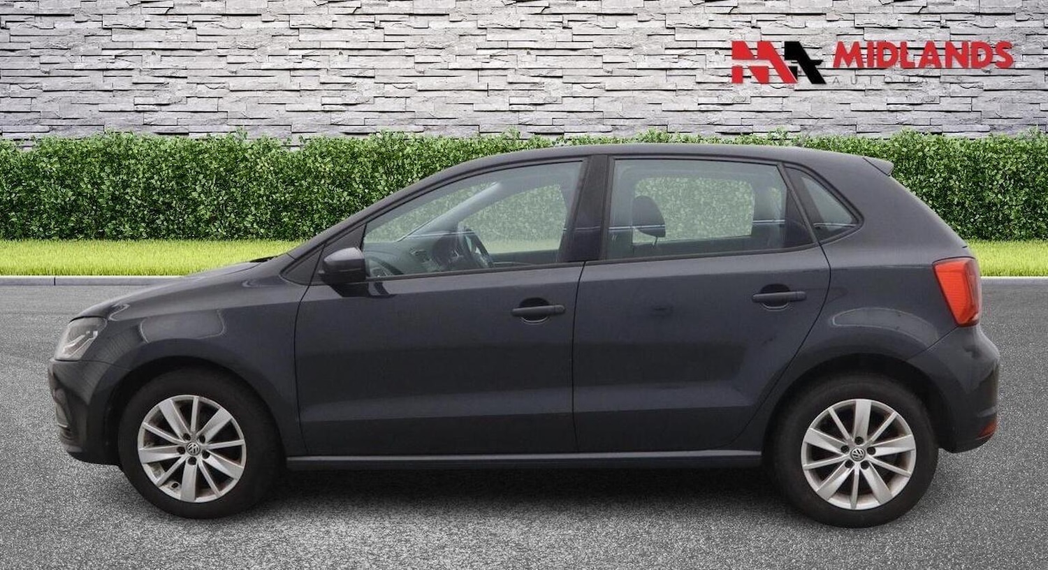 Used Volkswagen Polo 2015 for sale - 76924498: Photo 6
