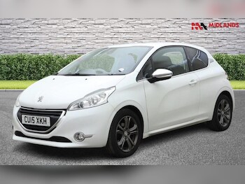 Used Peugeot 208 2015 for sale - 78415006: Photo