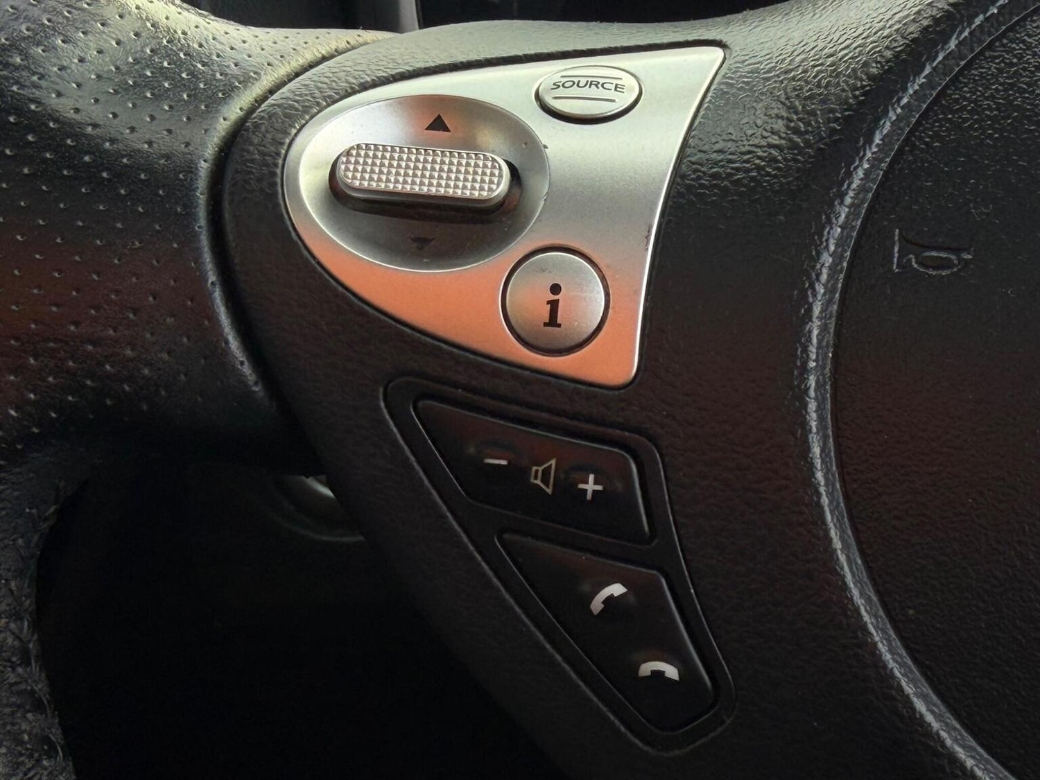 Used Nissan Juke 2016 for sale - 77548182: Photo 17