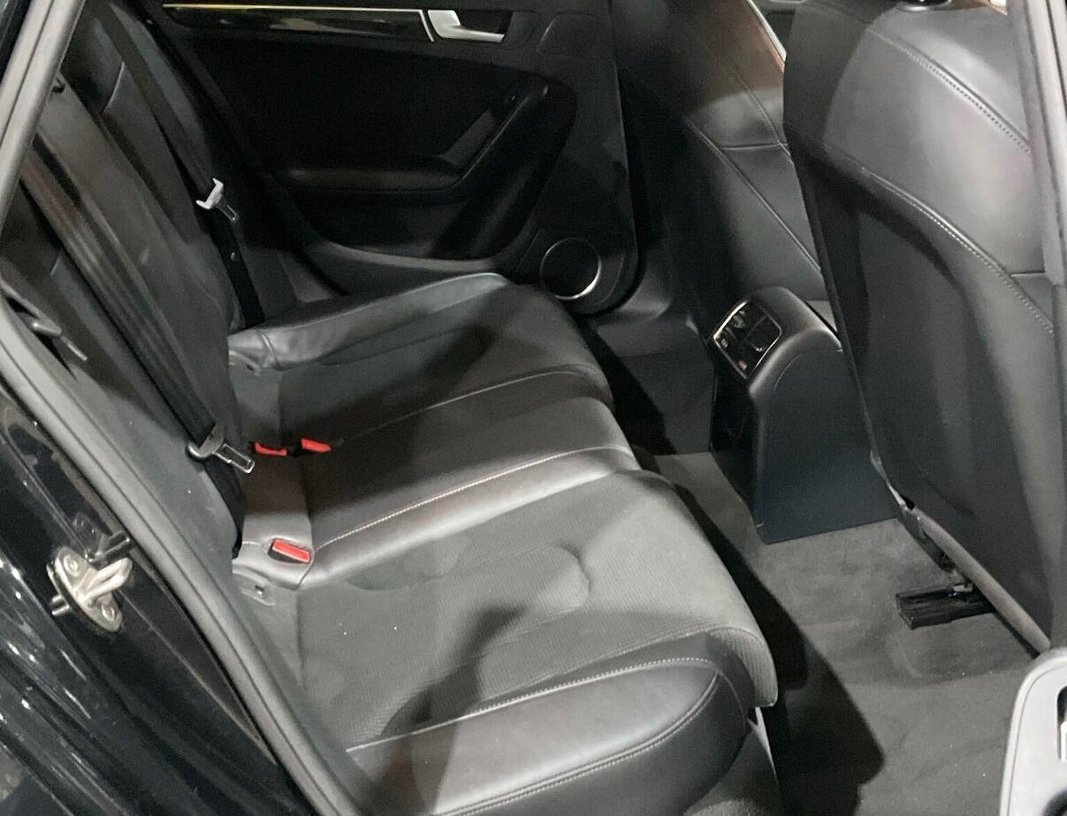 Used Audi A4 2013 for sale - 77251163: Photo 9