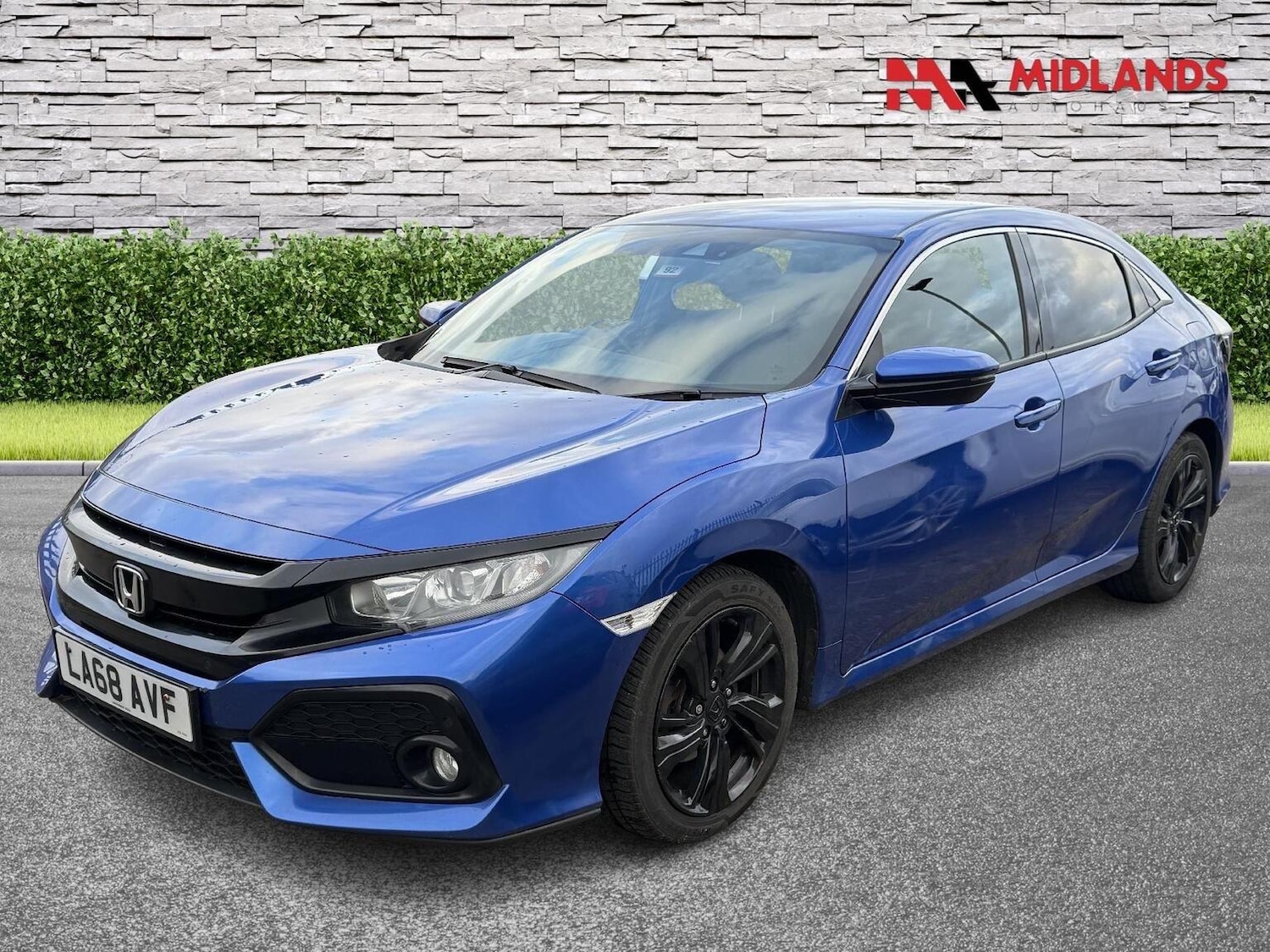 Used Honda Civic 2018 for sale - 77494666: Photo 3