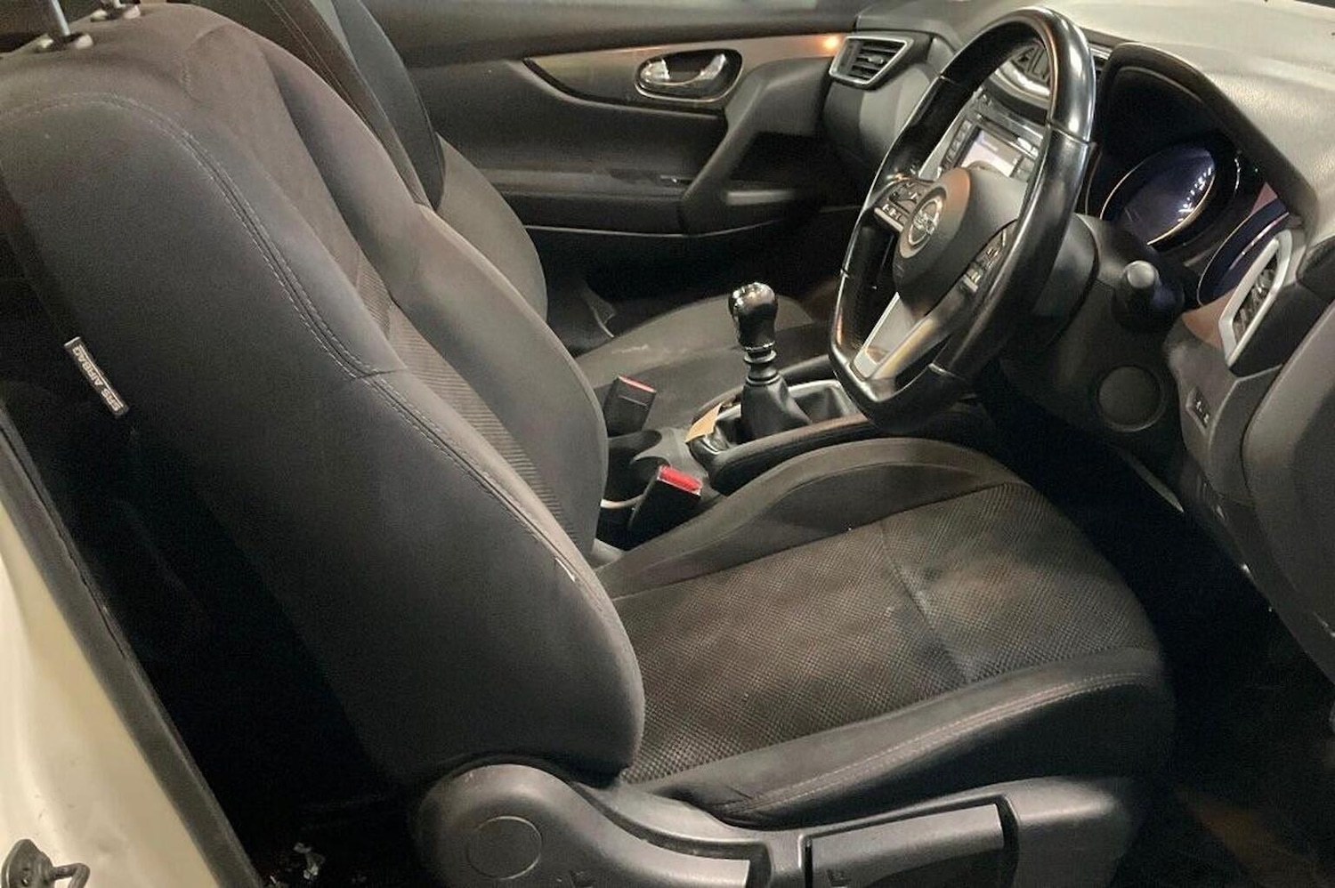 Used Nissan Qashqai 2018 for sale - 76687161: Photo 6