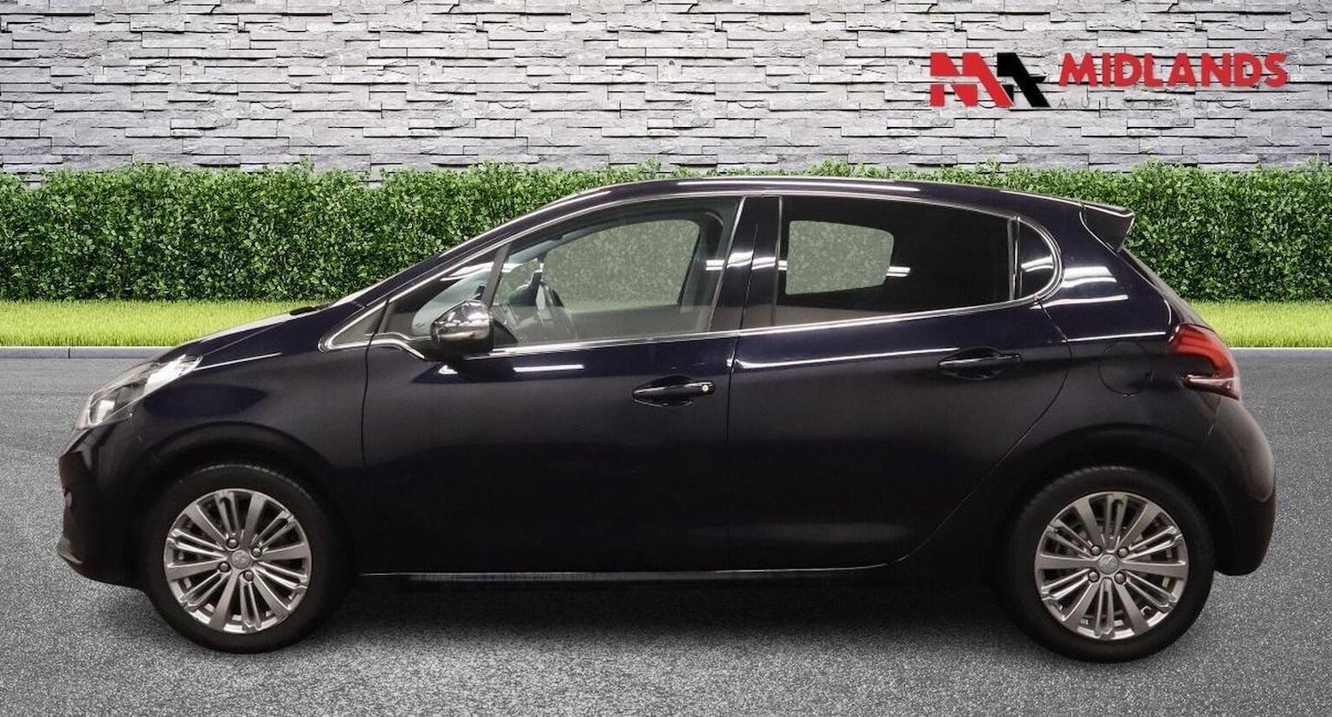 Used Peugeot 208 2016 for sale - 77715088: Photo 8
