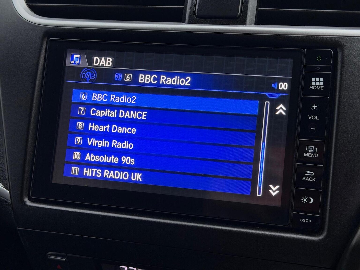 Used Honda Civic 2015 for sale - 76504670: Photo 18