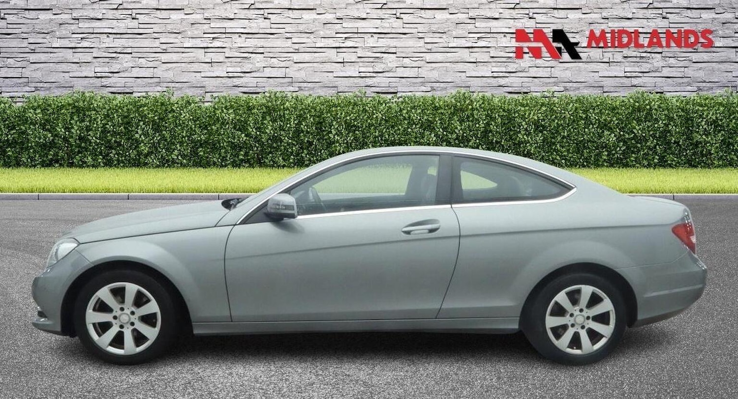 Used Mercedes-Benz C Class 2014 for sale - 77822261: Photo 8