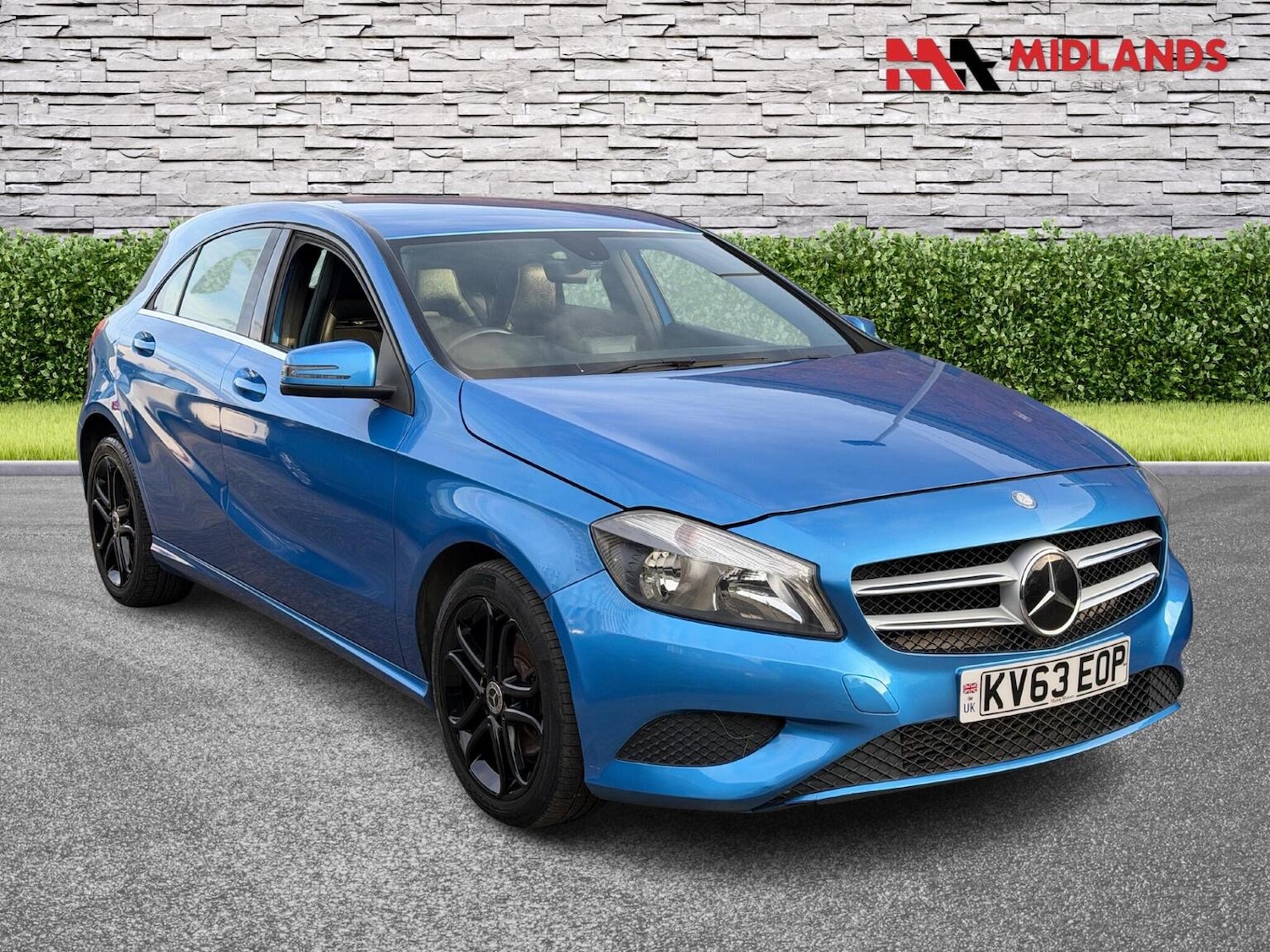 Used Mercedes-Benz A-Class 2013 for sale - 76347232: Photo 1