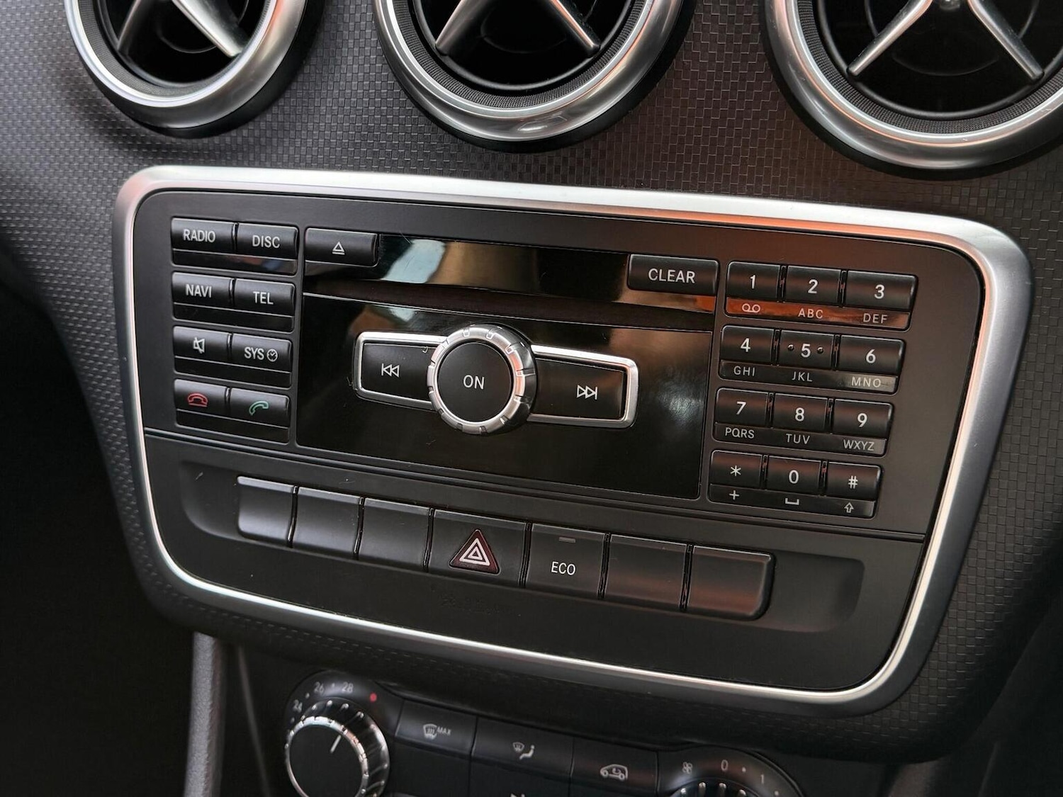 Used Mercedes-Benz A-Class 2013 for sale - 76347232: Photo 16