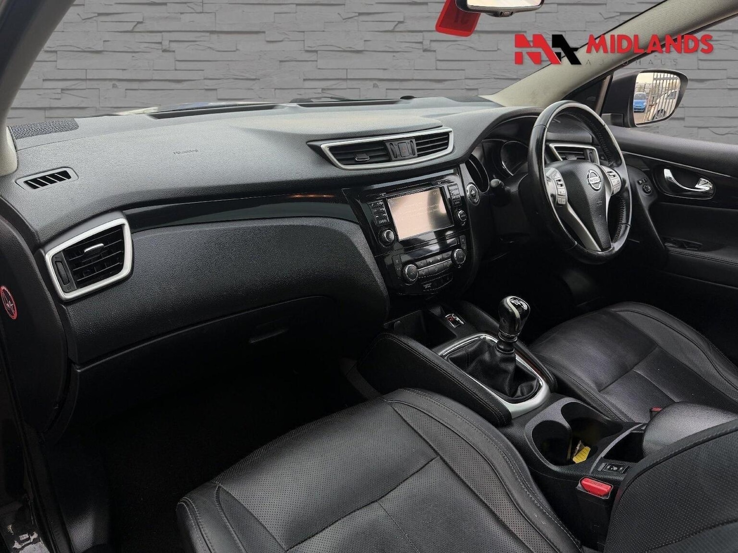 Used Nissan Qashqai 2015 for sale - 77981826: Photo 9