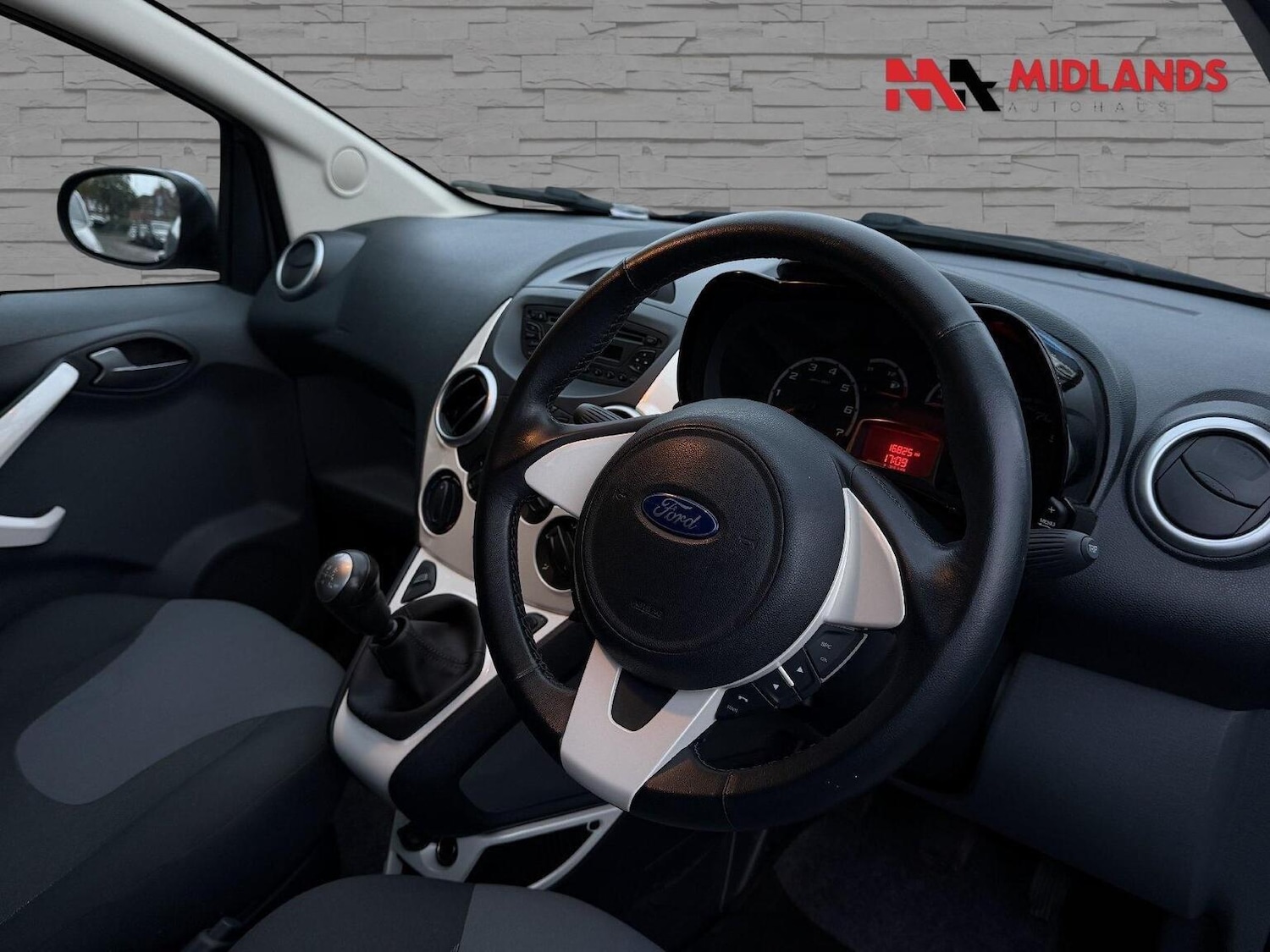 Used Ford Ka 2015 for sale - 76631491: Photo 11