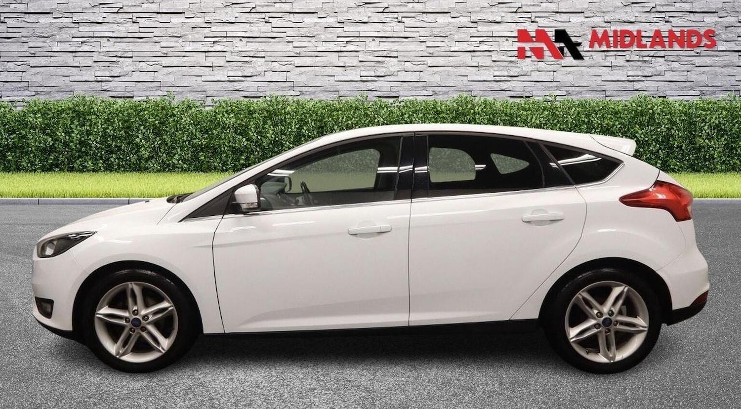 Used Ford Focus 2017 for sale - 76941752: Photo 8