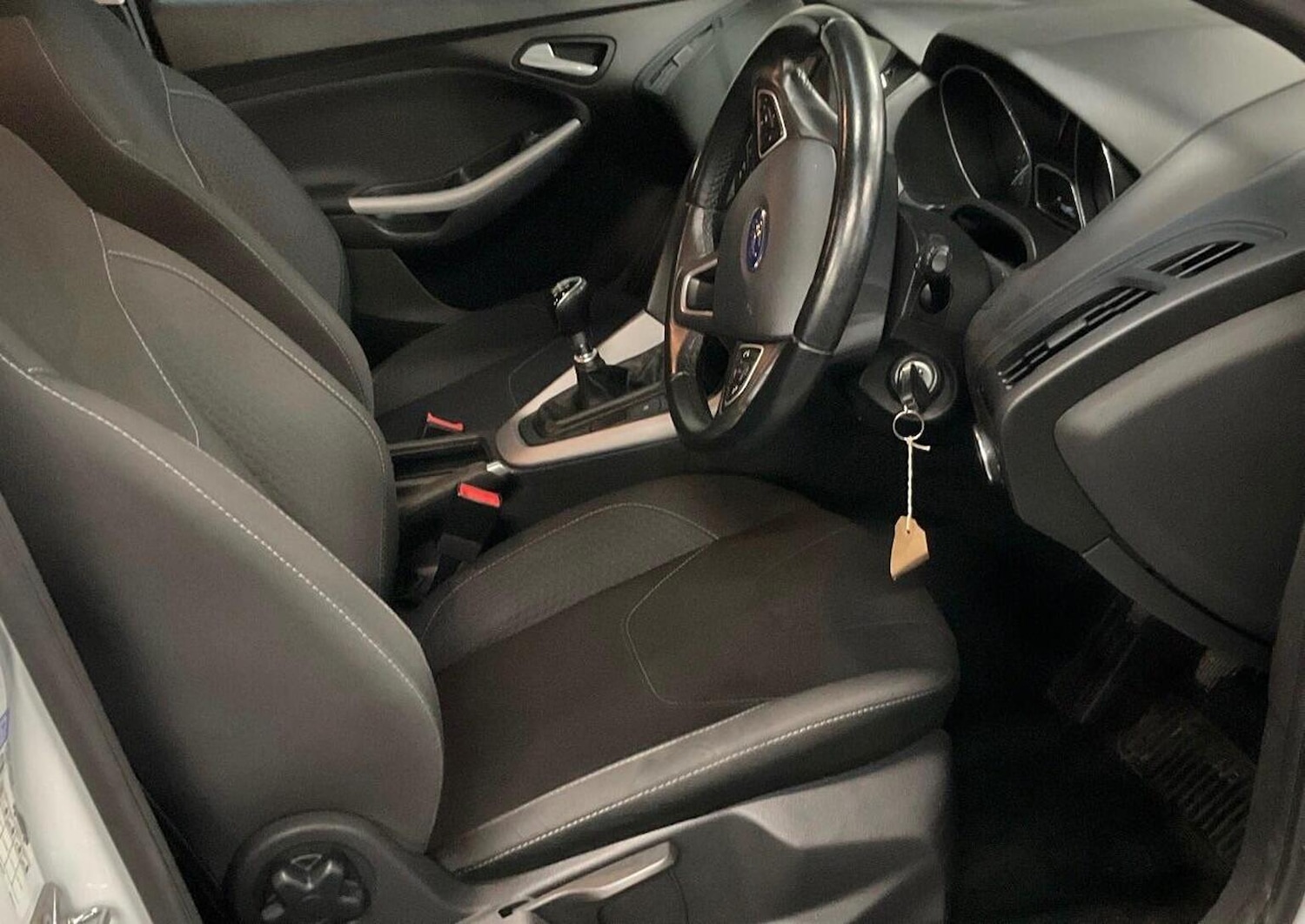 Used Ford Focus 2017 for sale - 76941752: Photo 9