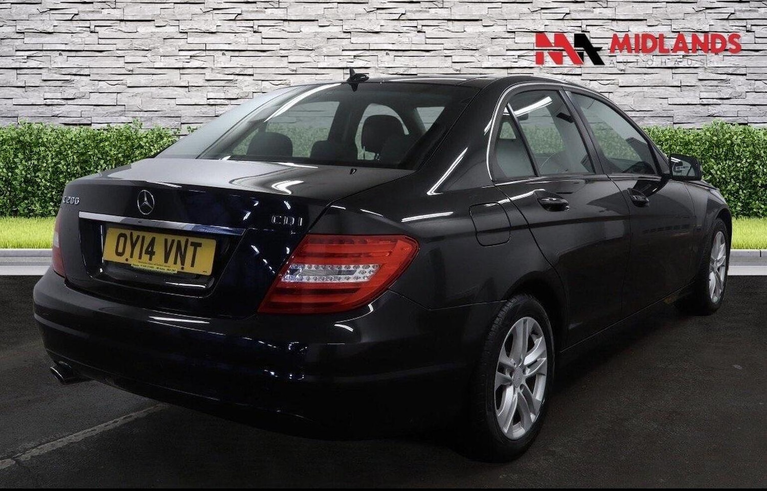 Used Mercedes-Benz C Class 2014 for sale - 77572820: Photo 4