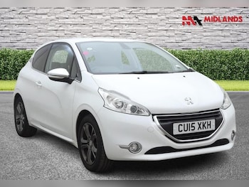 Used Peugeot 208 2015 for sale - 78987019: Photo