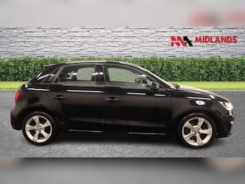 Used Audi A1 2018 for sale - 77494704: Photo