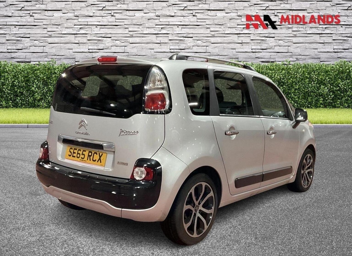 Used Citroen C3 Picasso 2016 for sale - 77548163: Photo 4