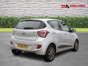 Used Hyundai i10 2014 for sale - 77715049: Photo