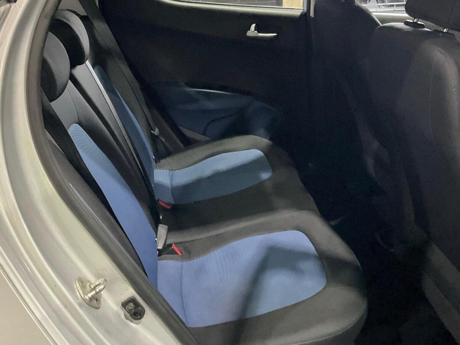 Used Hyundai i10 2014 for sale - 77715049: Photo 9