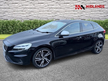 Used Volvo V40 2017 for sale - 77487206: Photo
