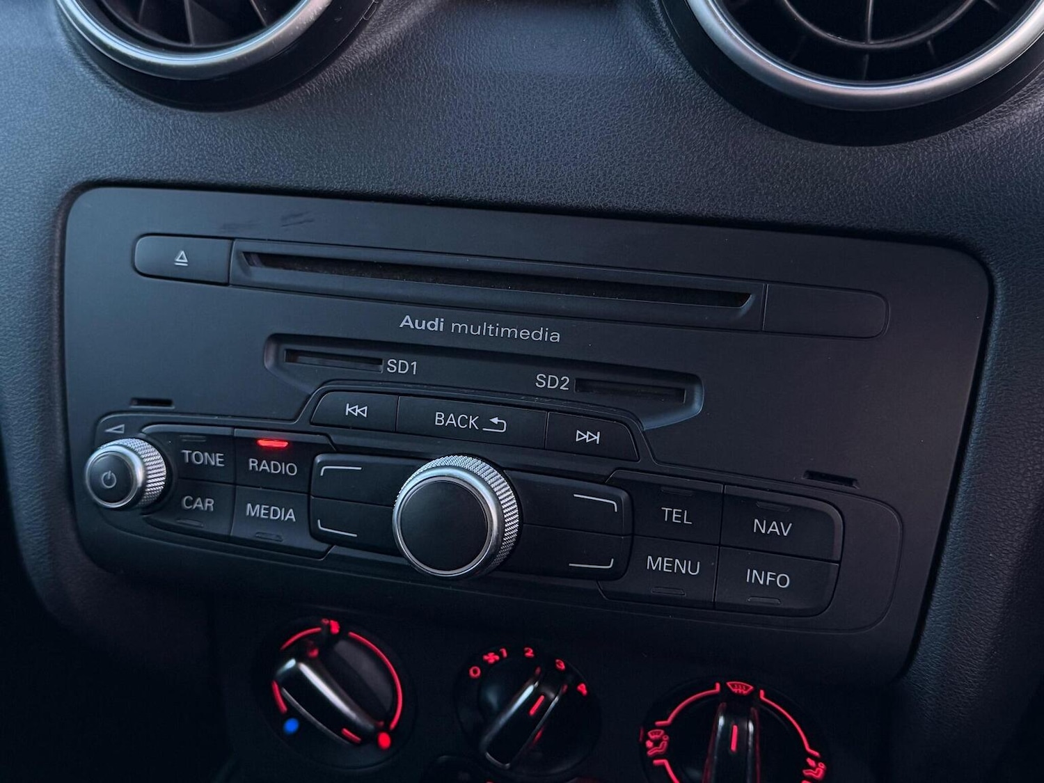 Used Audi A1 2011 for sale - 77220547: Photo 15