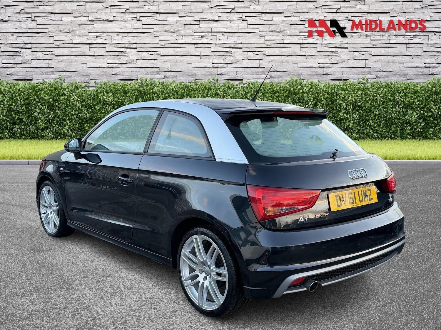 Used Audi A1 2011 for sale - 77220547: Photo 5