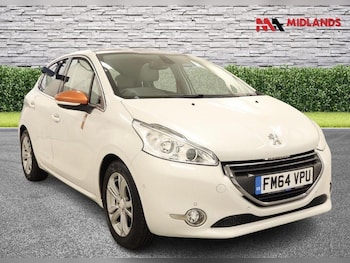 Used Peugeot 208 2015 for sale - 79033098: Photo