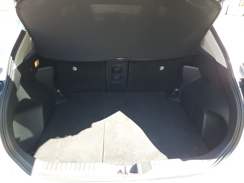 Used Toyota Yaris Cross 2022 for sale - 76465392: Photo 8