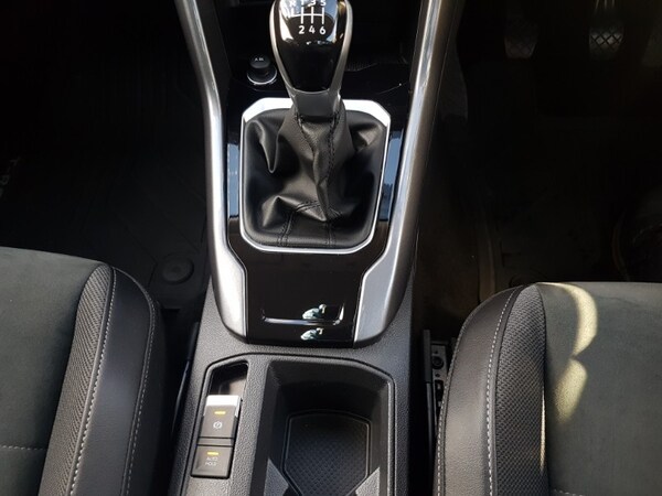 Used Volkswagen T-Roc 2022 for sale - 76238010: Photo 16