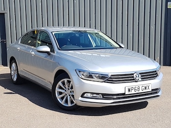 Used Volkswagen Passat 2018 for sale - 75750758: Photo