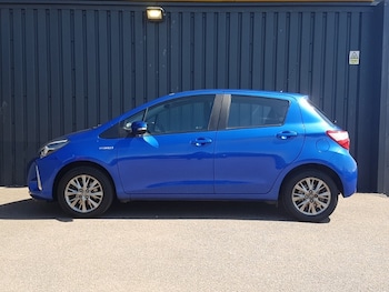 Used Toyota Yaris 2017 for sale - 78633993: Photo