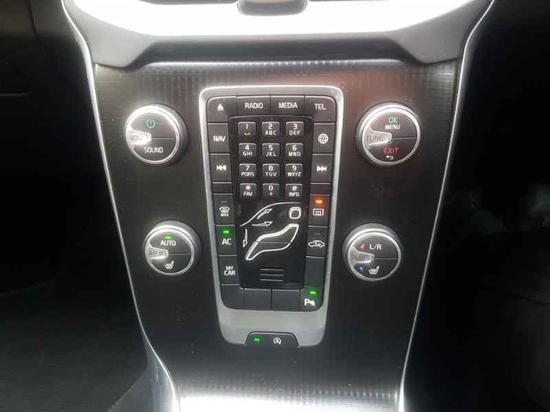 Used Volvo V40 2018 for sale - 77031902: Photo 17