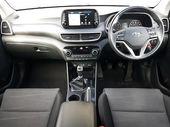 Used Hyundai TUCSON 2019 for sale - 76237937: Photo 2