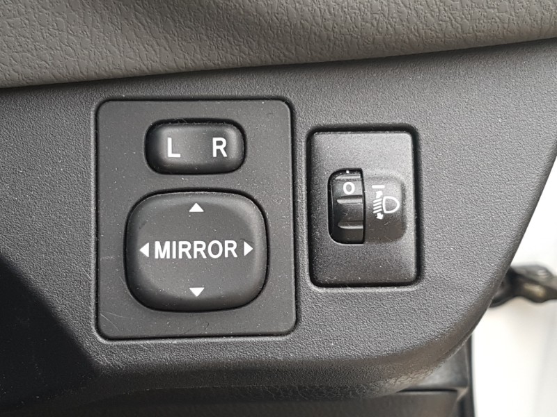 Used Toyota Yaris 2019 for sale - 78155870: Photo 17