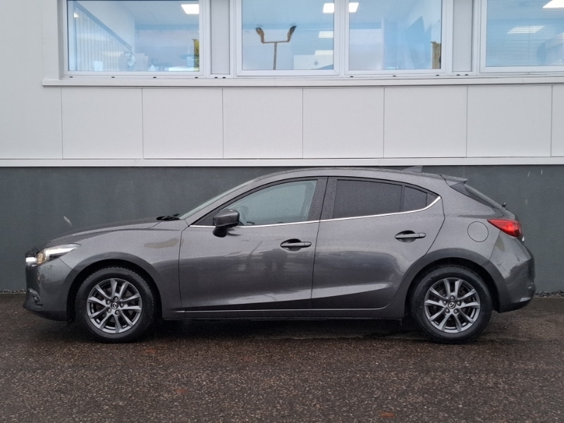 Used Mazda Mazda3 2017 for sale - 76880459: Photo 4