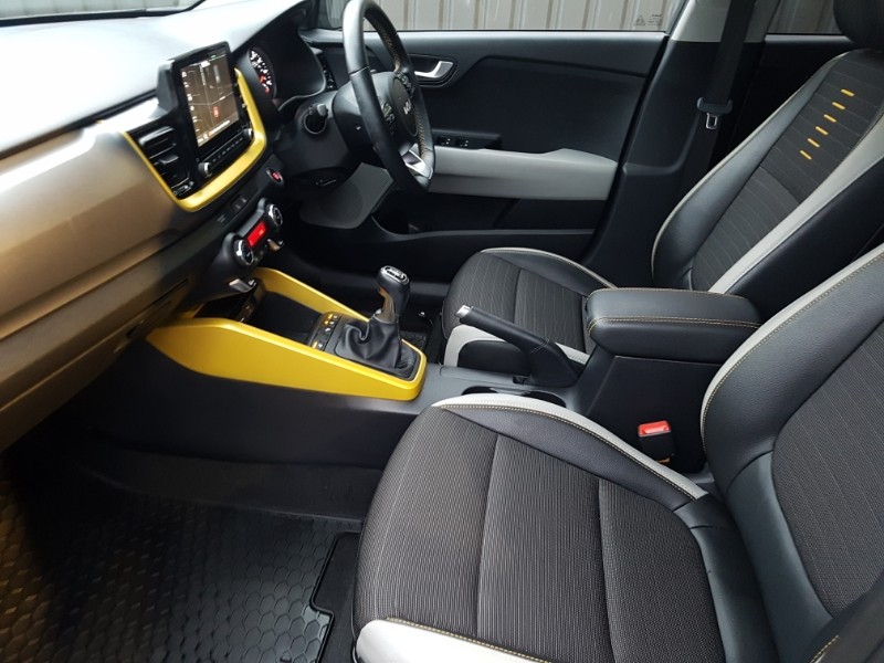 Used Kia Stonic 2023 for sale - 78219771: Photo 5