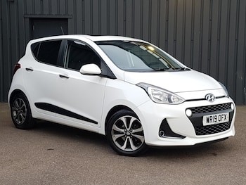Used Hyundai i10 2019 for sale - 77695068: Photo