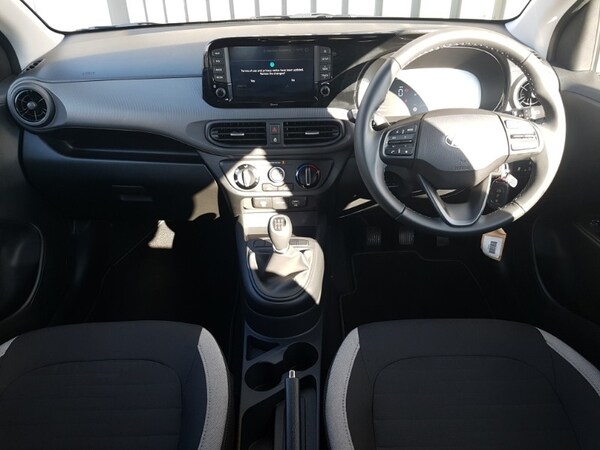Used Hyundai i10 2025 for sale - 76325662: Photo 2