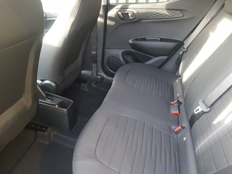 Used Hyundai i10 2023 for sale - 77695044: Photo 6