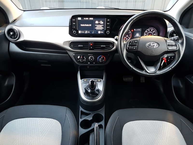 Used Hyundai i10 2021 for sale - 77380123: Photo 2