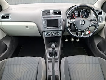 Used Volkswagen Polo 2014 for sale - 79573579: Photo