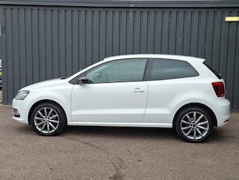 Used Volkswagen Polo 2014 for sale - 79573579: Photo