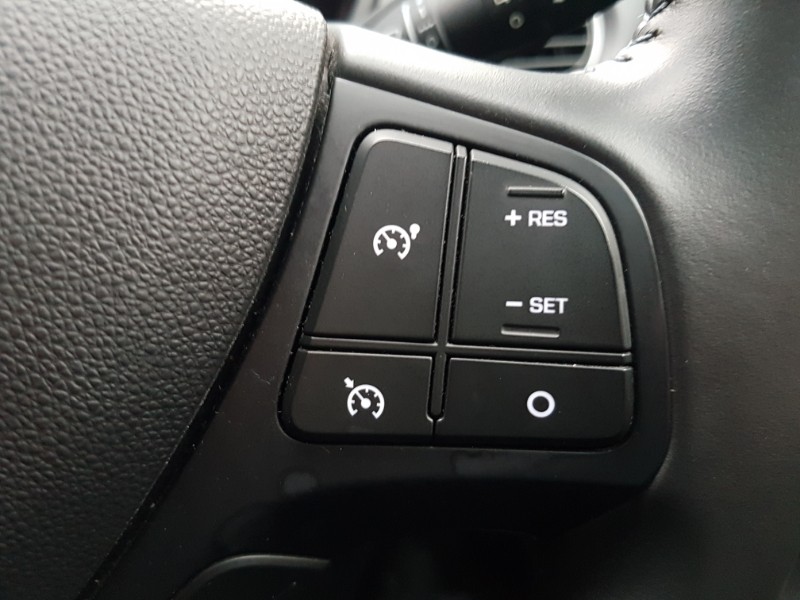 Used Hyundai i10 2018 for sale - 77960459: Photo 15