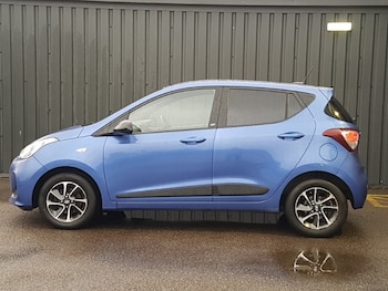 Used Hyundai i10 2018 for sale - 77960459: Photo