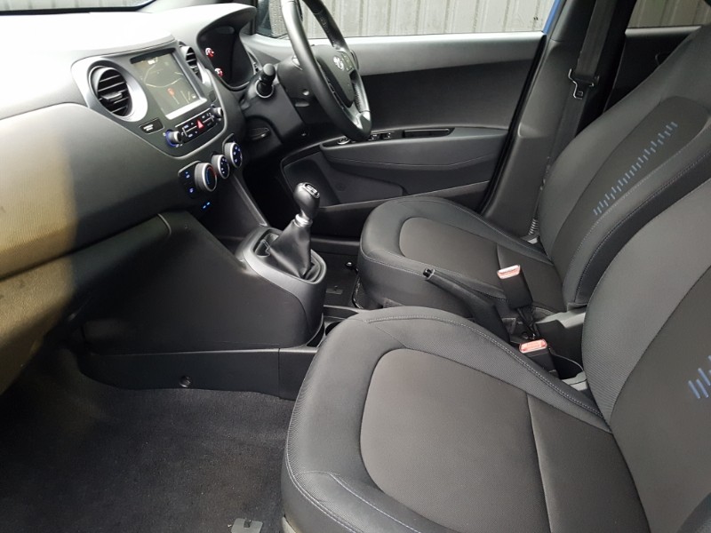 Used Hyundai i10 2018 for sale - 77960459: Photo 5