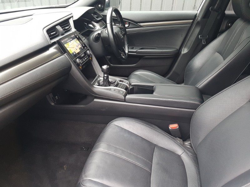 Used Honda Civic 2018 for sale - 78079867: Photo 5